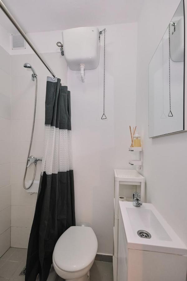 Dada Coliving & Rooms By Serendipia Turismo Santiago de Compostela Exterior foto